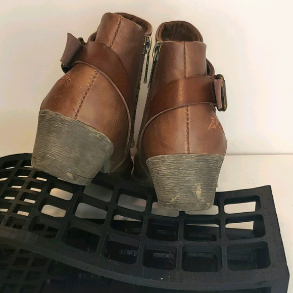 Euc size 13 blowfish brown boots - Picture 4 of 6